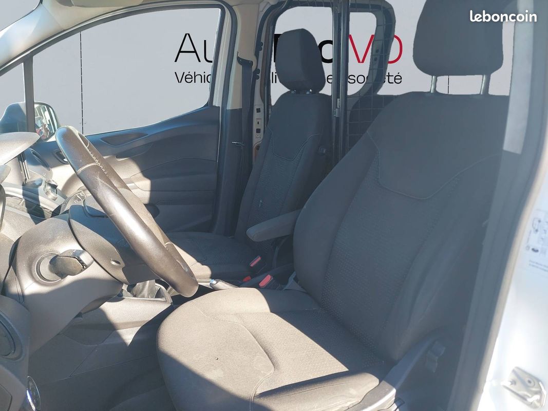 Ford transit courier fgn 1.5 tdci 100 bv6 trend (image 10)