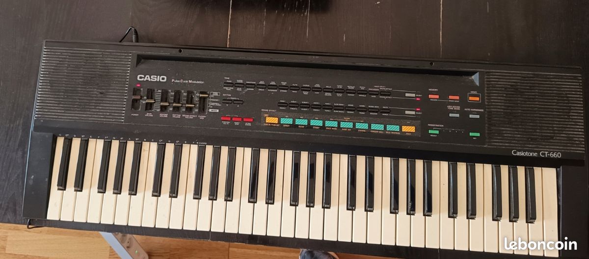 Clavier électronique vintage Casio Casiotone C T660 (image 6)