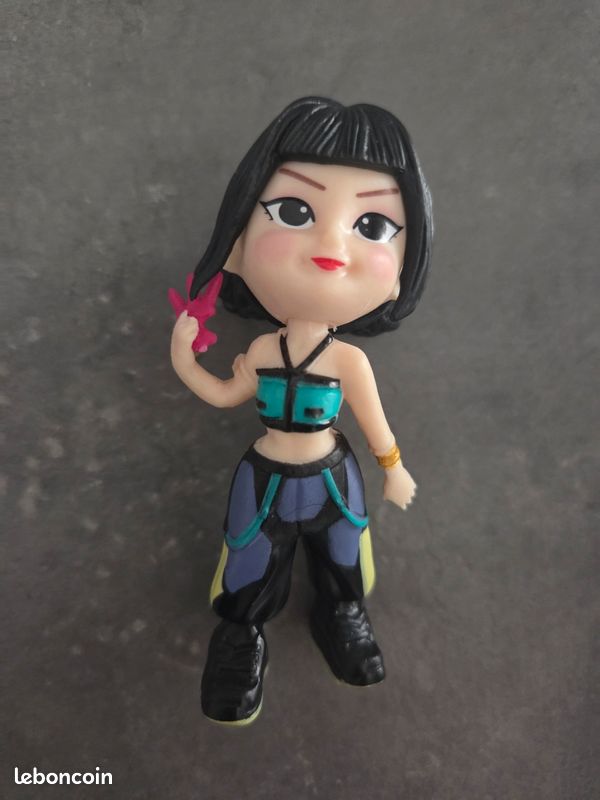 Figurine Zoé kpop Demon Hunter huntrix (image 1)