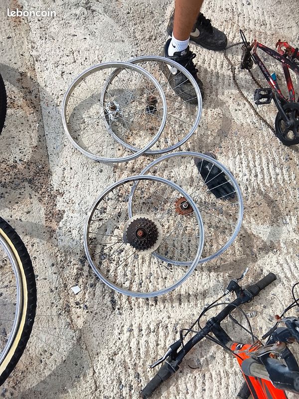 Ven ensemble peuneu de vélo (image 2)