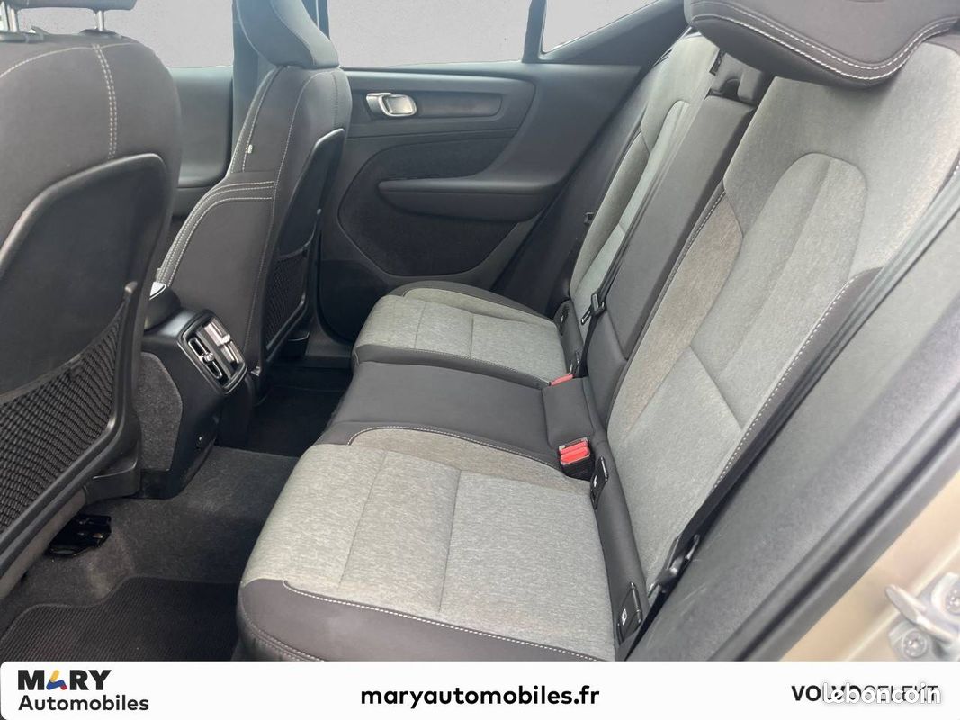 VOLVO XC40 B3 163 ch DCT7 Plus (image 6)