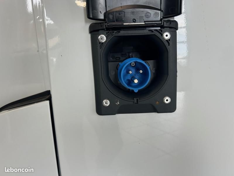 Maxus Deliver9 Fg Deliver9 L3H2 150ch FRIGORIFIQUE (image 16)