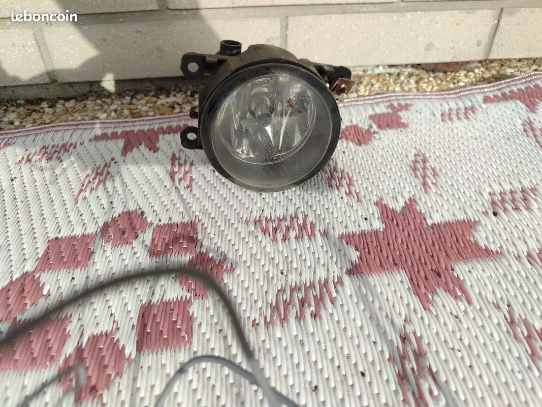 Phare anti brouillard ford fusion (image 1)