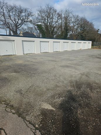 Loue box,garage, stockage