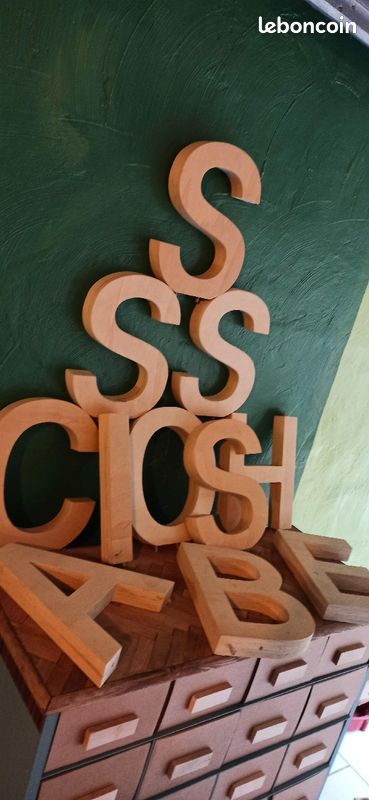 Lot de lettres neuves (x11) en bois (image 2)