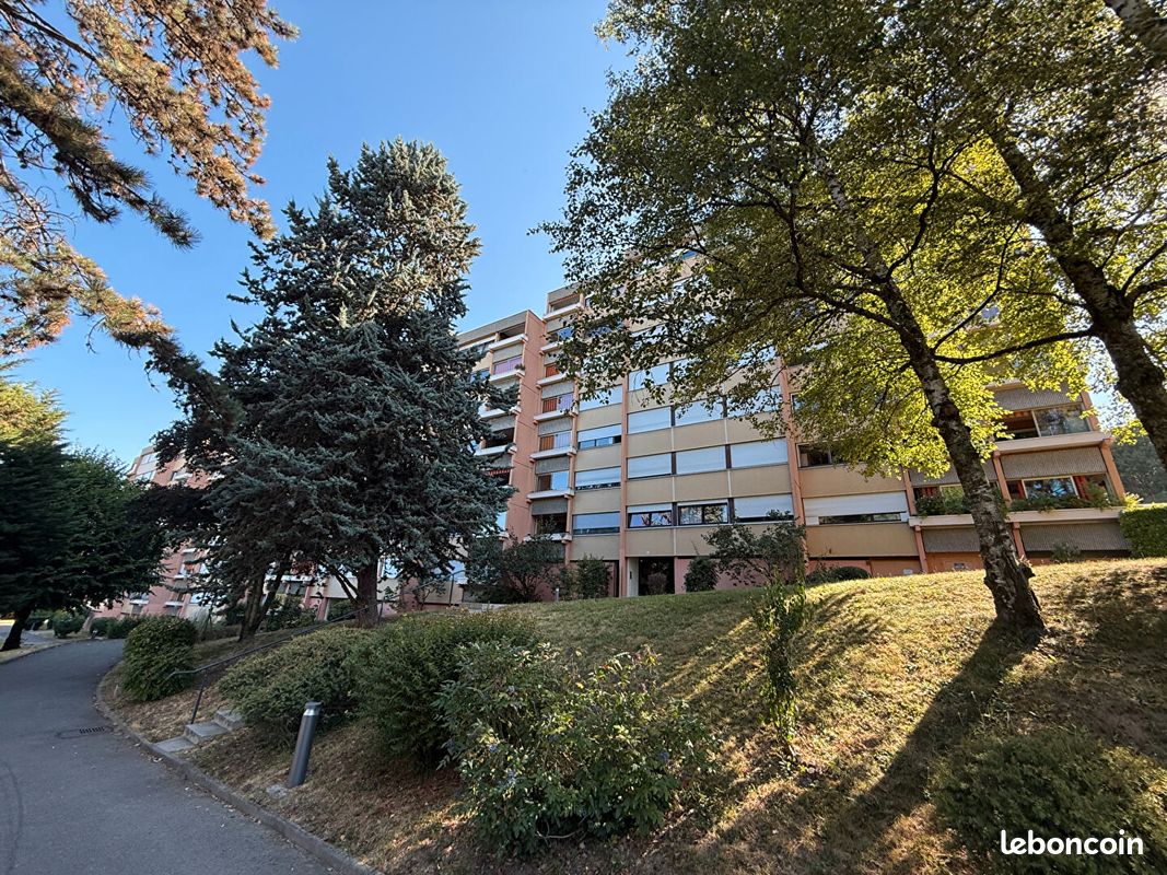 Appartement 3 pièces 75 m² · à Annemasse · 75 m² · 245 000 €
