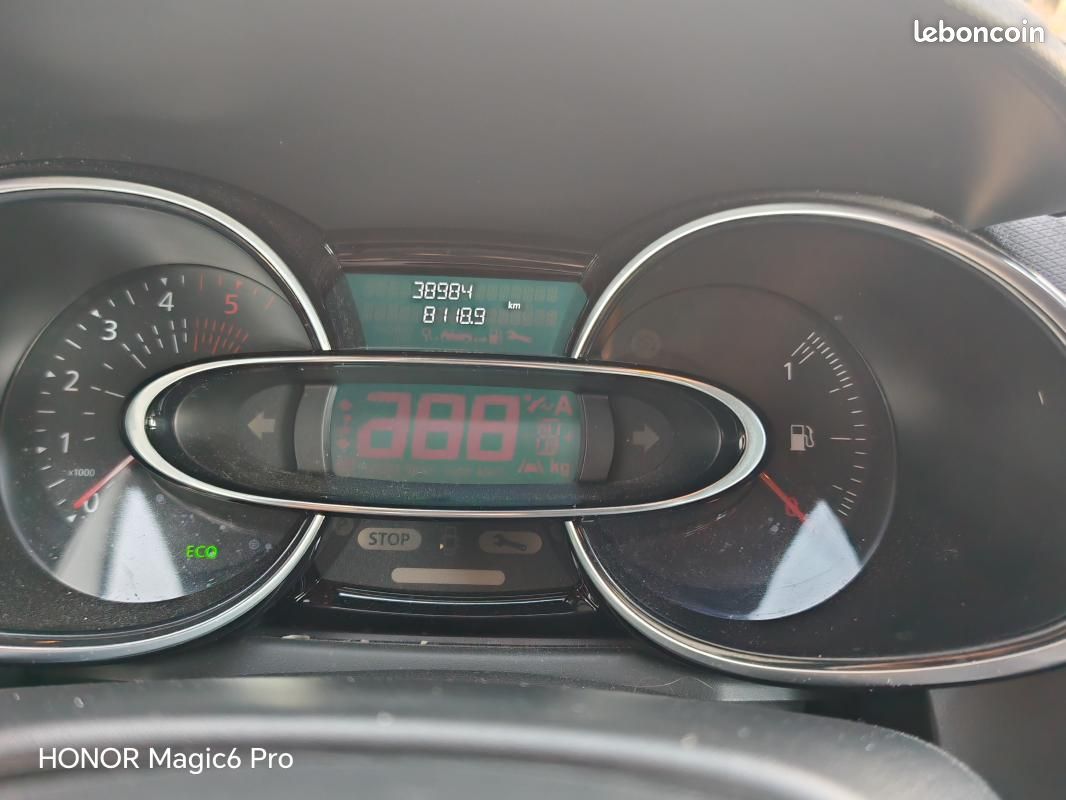 Renault Clio 1.5 DCI 90CH INTENS 5P (image 14)