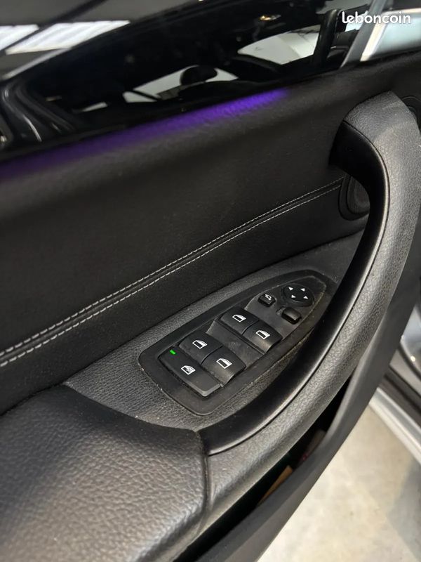 BMW X1 xLine / 2.0 150 Boîte auto - CarPlay - Sièges elec chauffants - Full Led - Caméra (image 29)