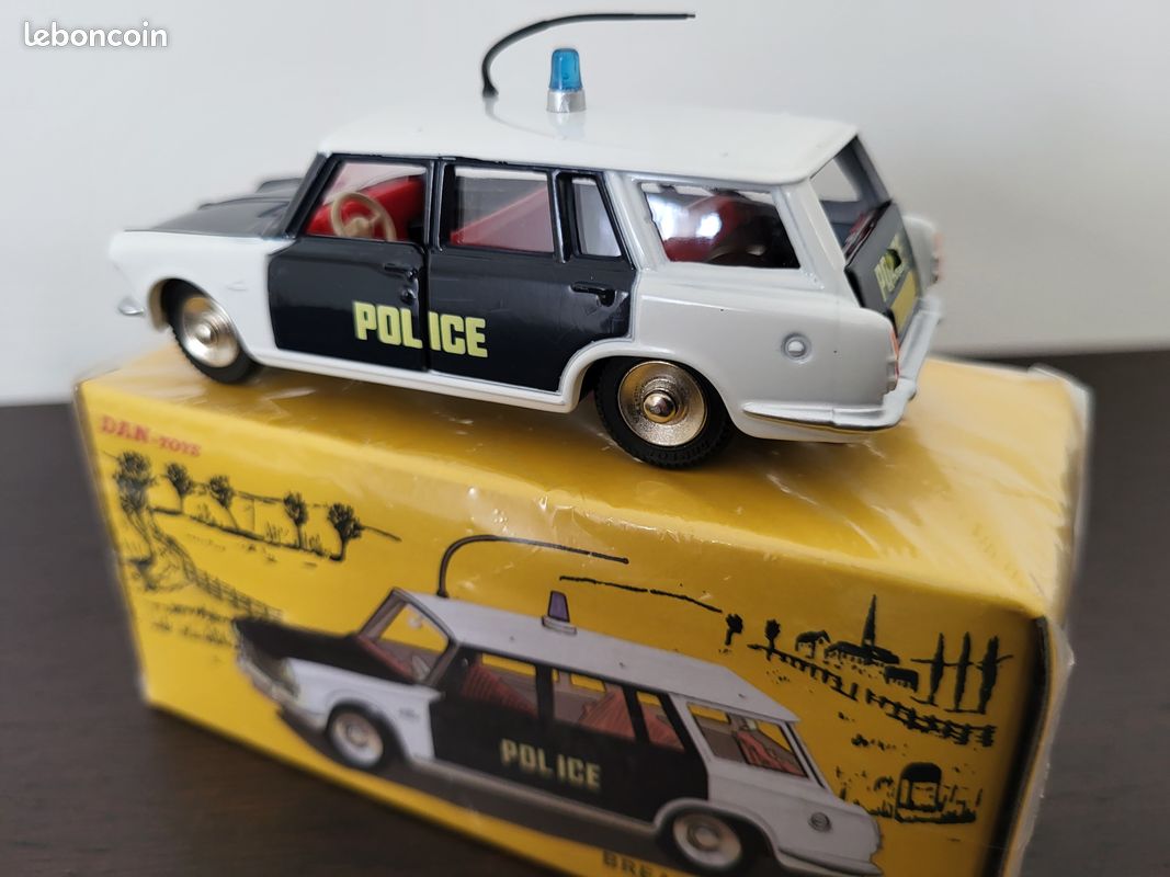 Simca – 1501 Break Police – 1969 – Etoile Auto49