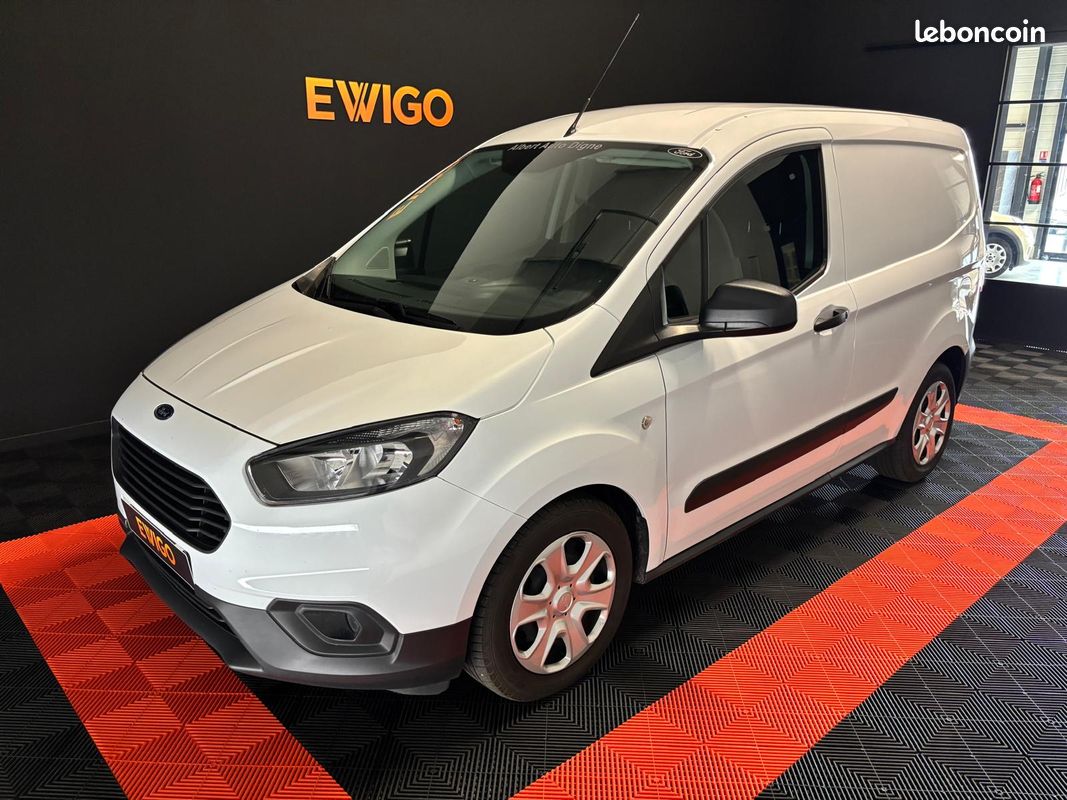 FORD TRANSIT COURIER FOURGON 1.0 AMBIENTE 100 TVA RECUPERABLE Clim Kit main libre (image 1)