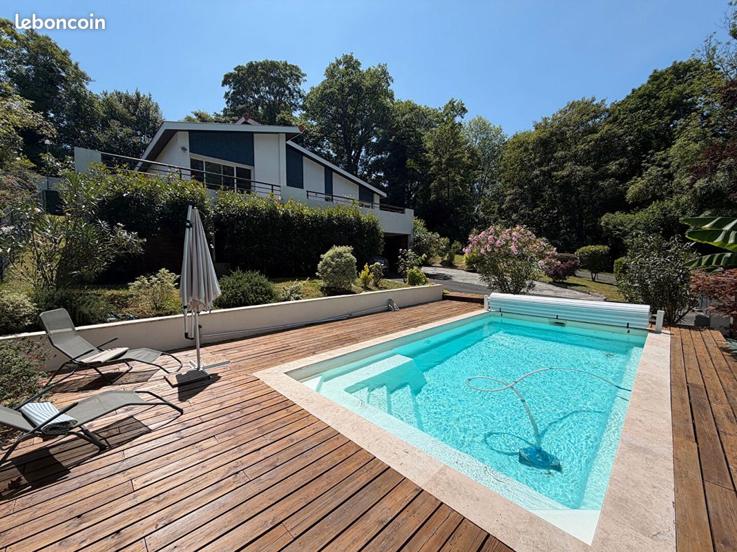 Maison 5 pièces 115 m² · à Billère · 115 m² · 395 000 €