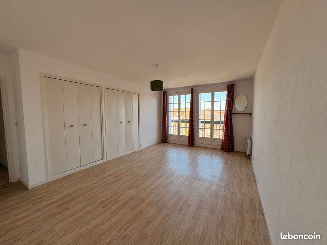 Appartement 3 pièces 70 m² · à La Roche-Posay · 70 m² · 560 €/mois