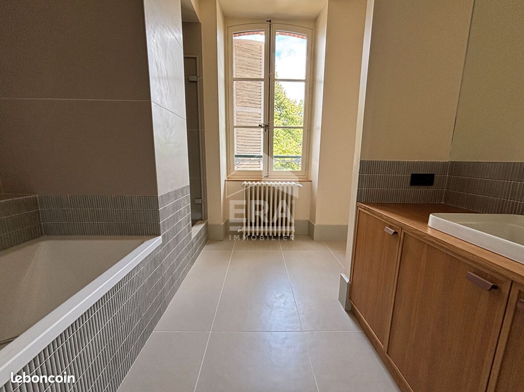 Maison a louer olivet - 7 pièce(s) - 199 m2 - Surfyn