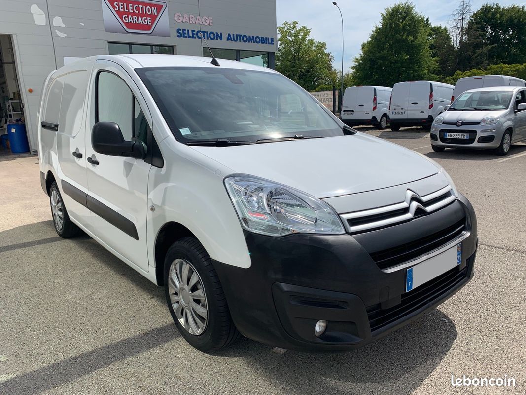 Berlingo 3 places 1.6 bhdi 100 long boite auto (image 1)