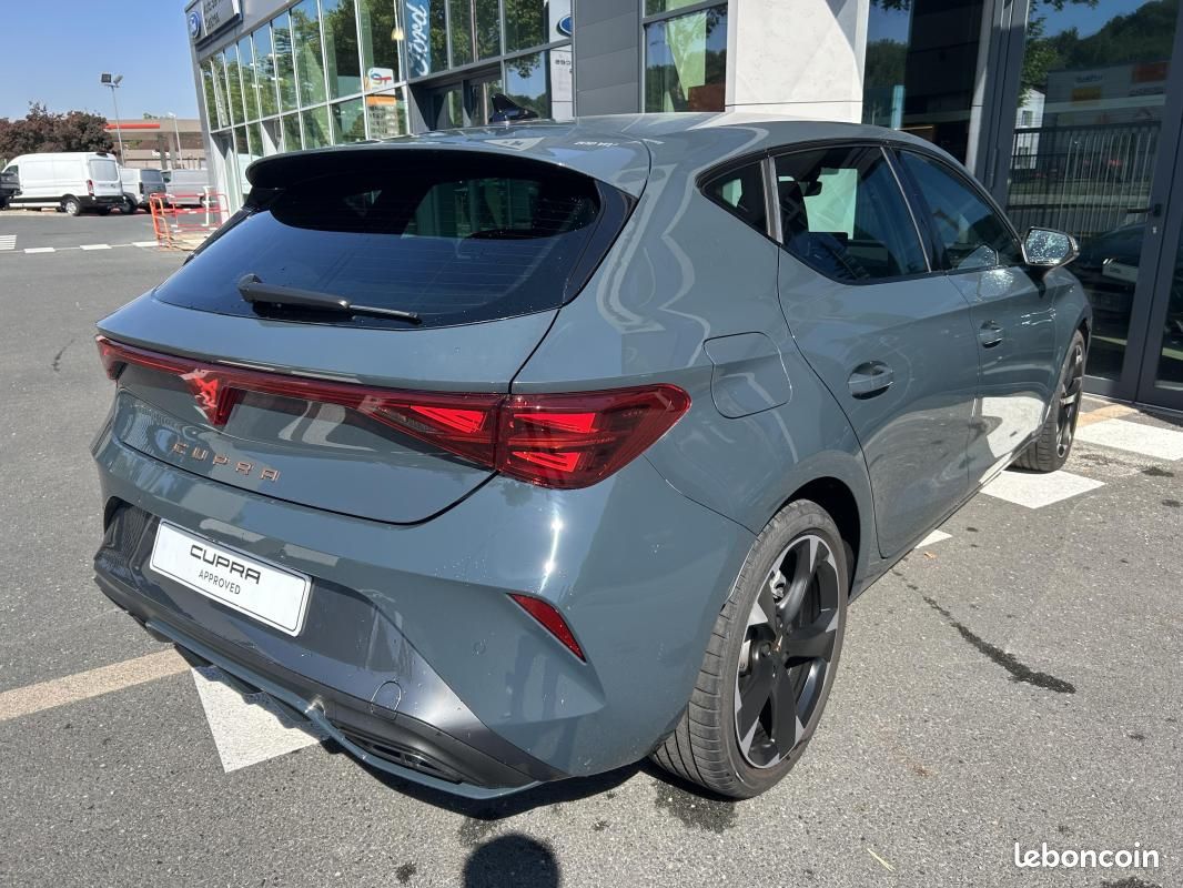 Cupra Leon 1.5 eTSI Hybrid 150 ch DSG7 V (image 7)