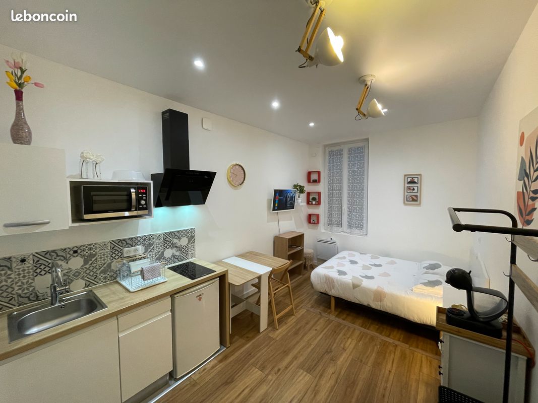 Appartement 1 pièce 16 m² · à Niort · 16,3 m² · 500 €
