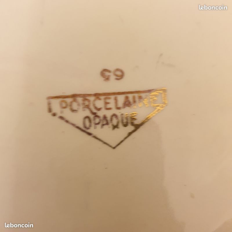 Soupière en porcelaine opaque (image 4)