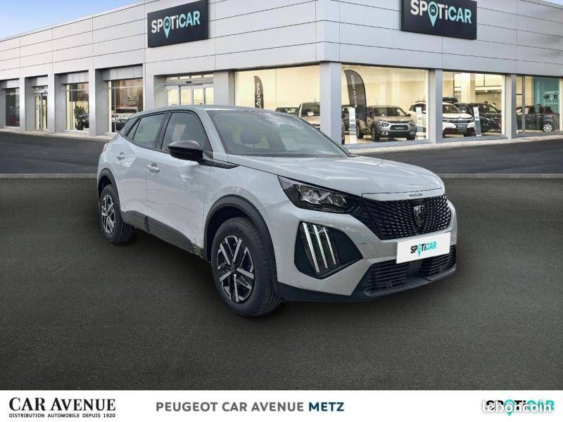 PEUGEOT 2008 Hybrid 145 e-DCS6 Style (image 3)