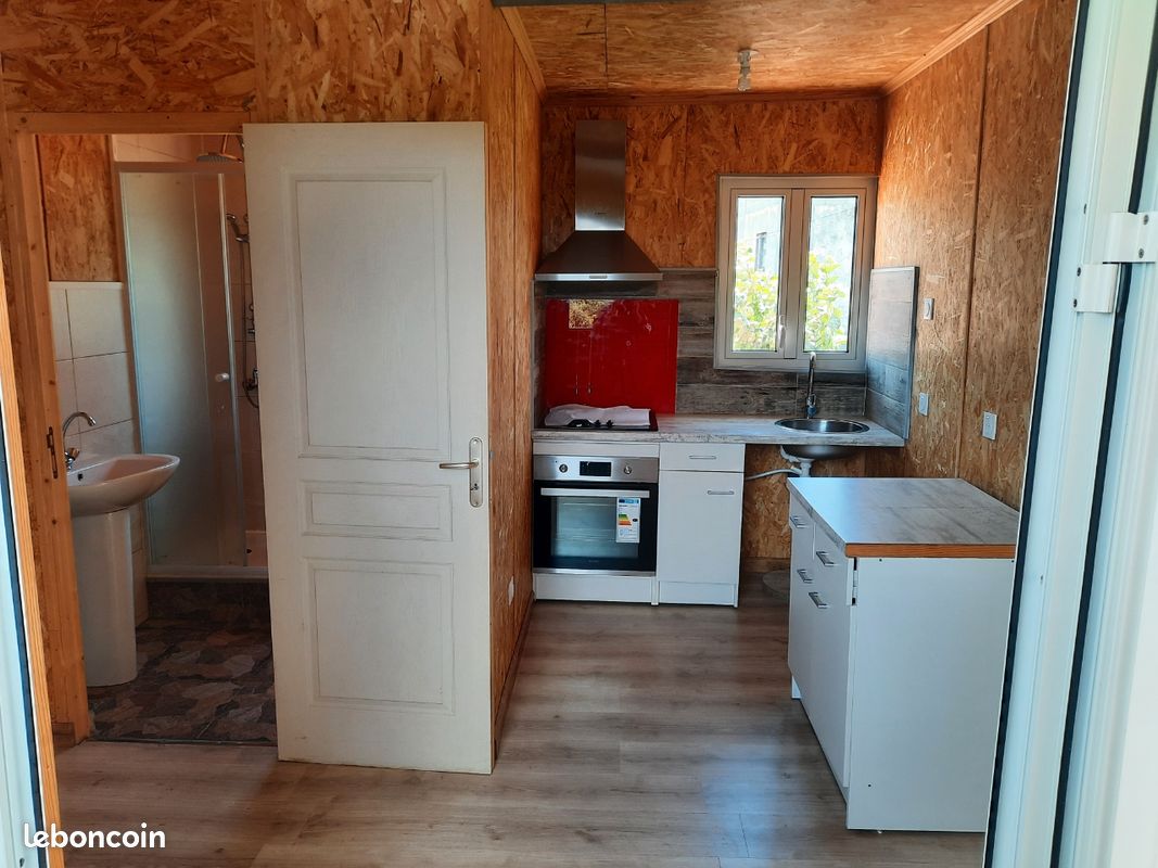 Appartement 2 pièces 21 m² · à Le Tampon · 21 m² · 700 €/mois