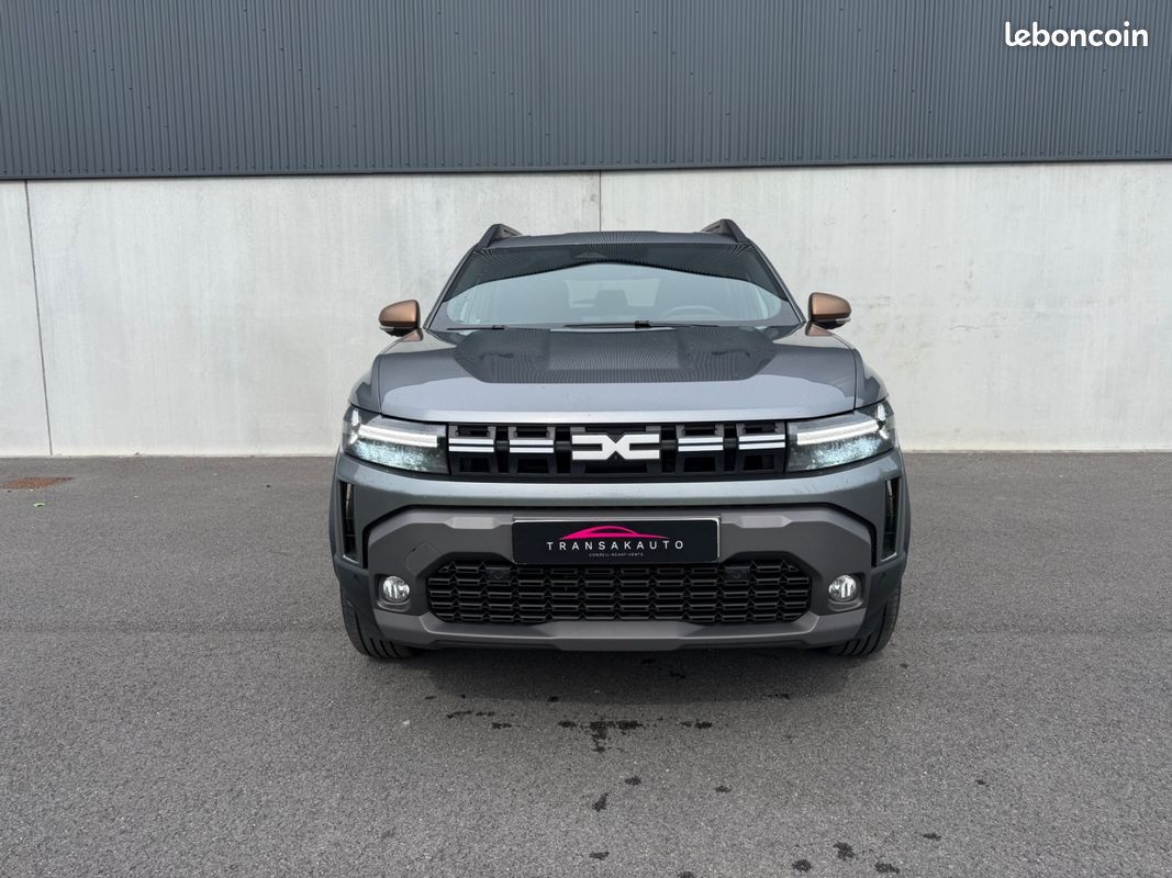 DACIA DUSTER TCe 141cv Hybride 4x2 EDC Extreme - Sièges Volant chauffants / CarPlay / Caméra 360 - (image 8)