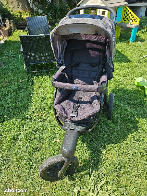 Poussette Chicco trio activ 3 (image 1)