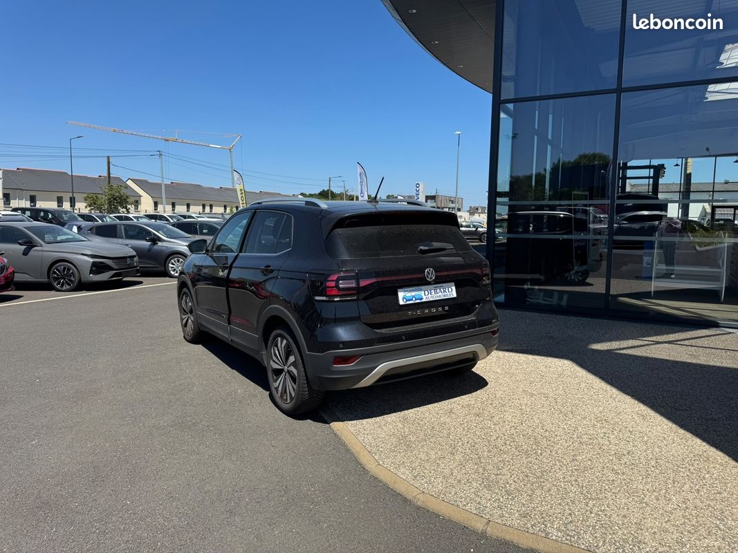 Volkswagen T-CROSS 1.0 TSI 115CH CARAT DSG7 (image 3)