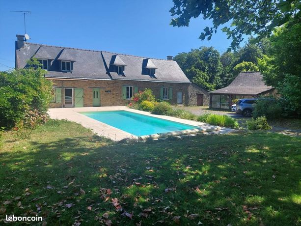 Maison 8 pièces 201 m²