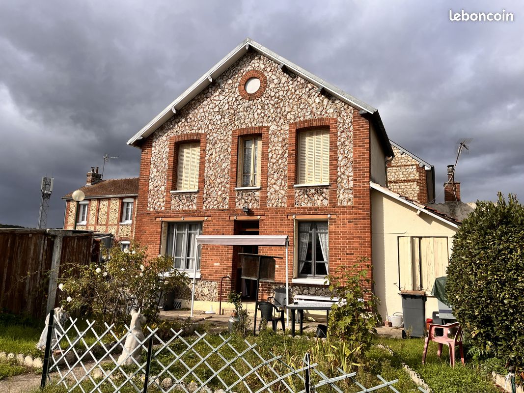Maison 4 pièces 70 m² · à Saint-Aubin-lès-Elbeuf · 70 m² · 128 000 €