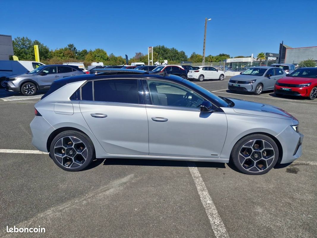 OPEL Astra 1.2 Turbo 130 ch BVA8 Ultimate (image 25)