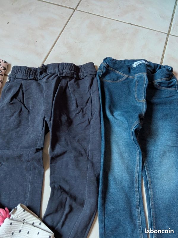 Gros lot vêtements fille 2 ans (image 5)