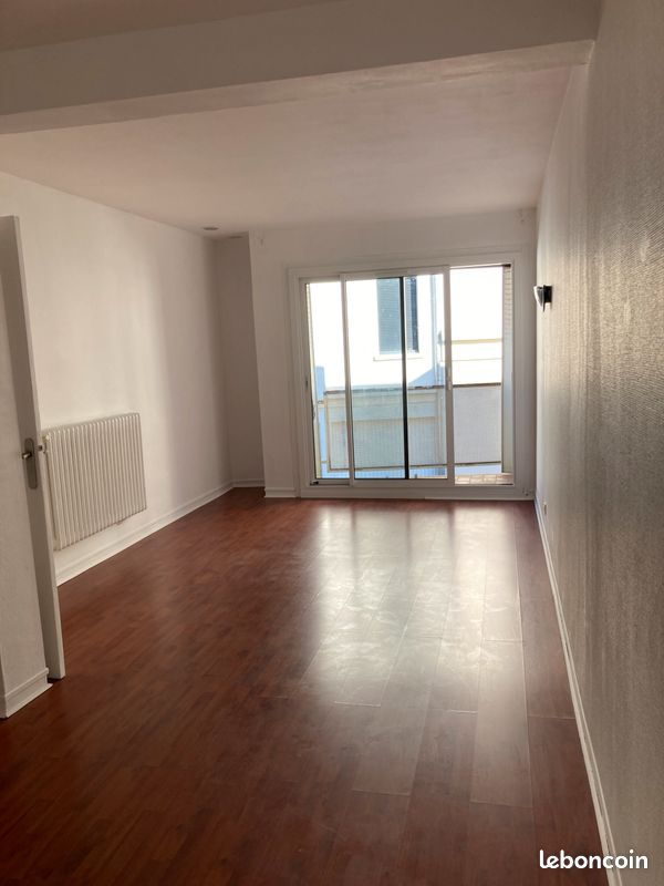 Appartement 2 pièces 52 m² · à Clermont-Ferrand · 52 m² · 570 €/mois