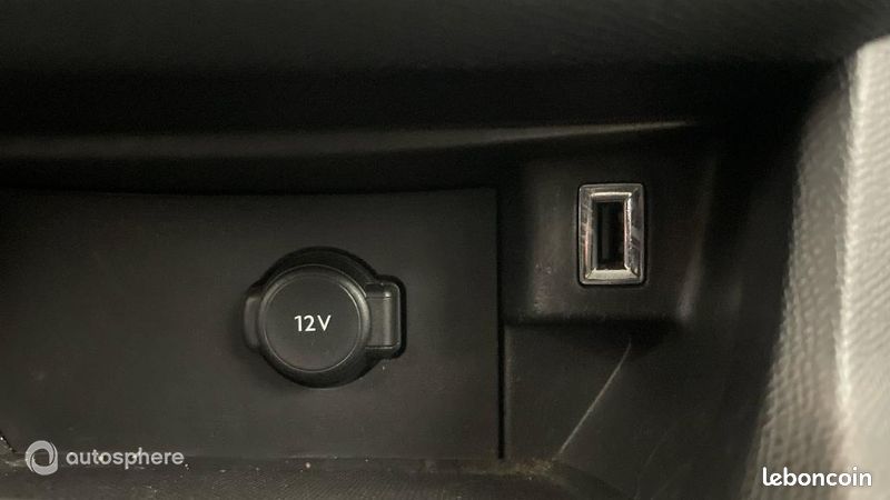 Peugeot 308 1.2 PureTech 130ch S&S Allure EAT8 (image 30)