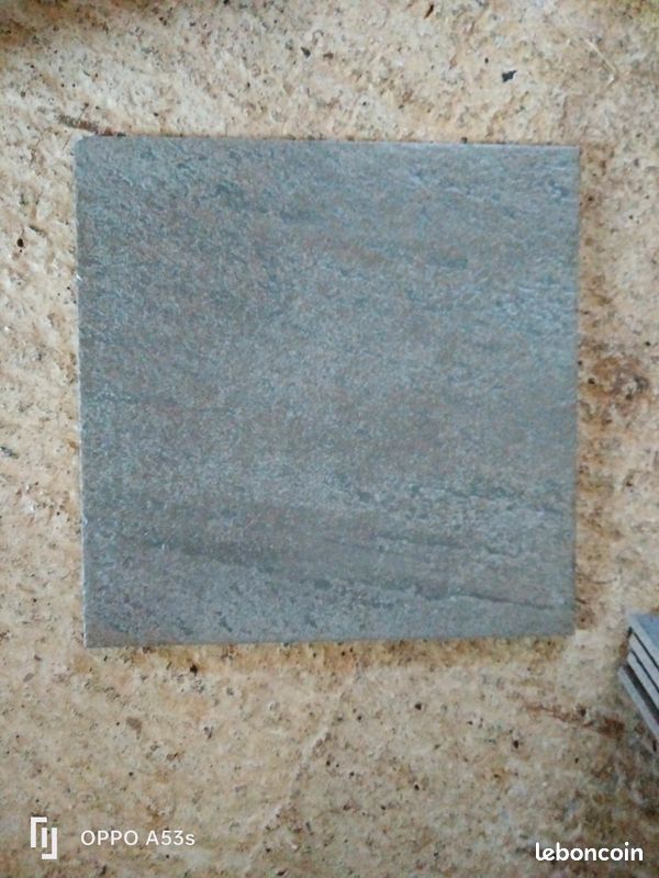Vends carrelage gris extérieur (image 2)