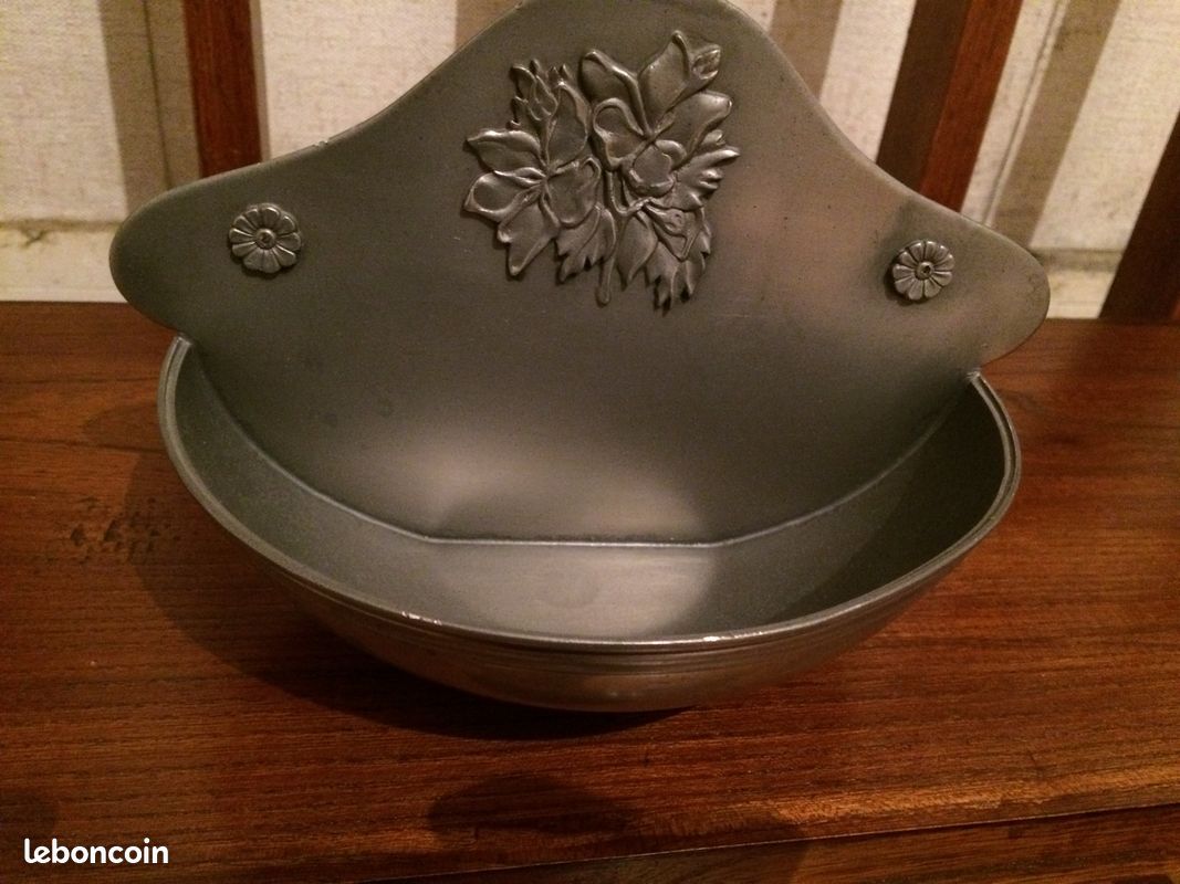 Objets décoratifs en étain (image 3)