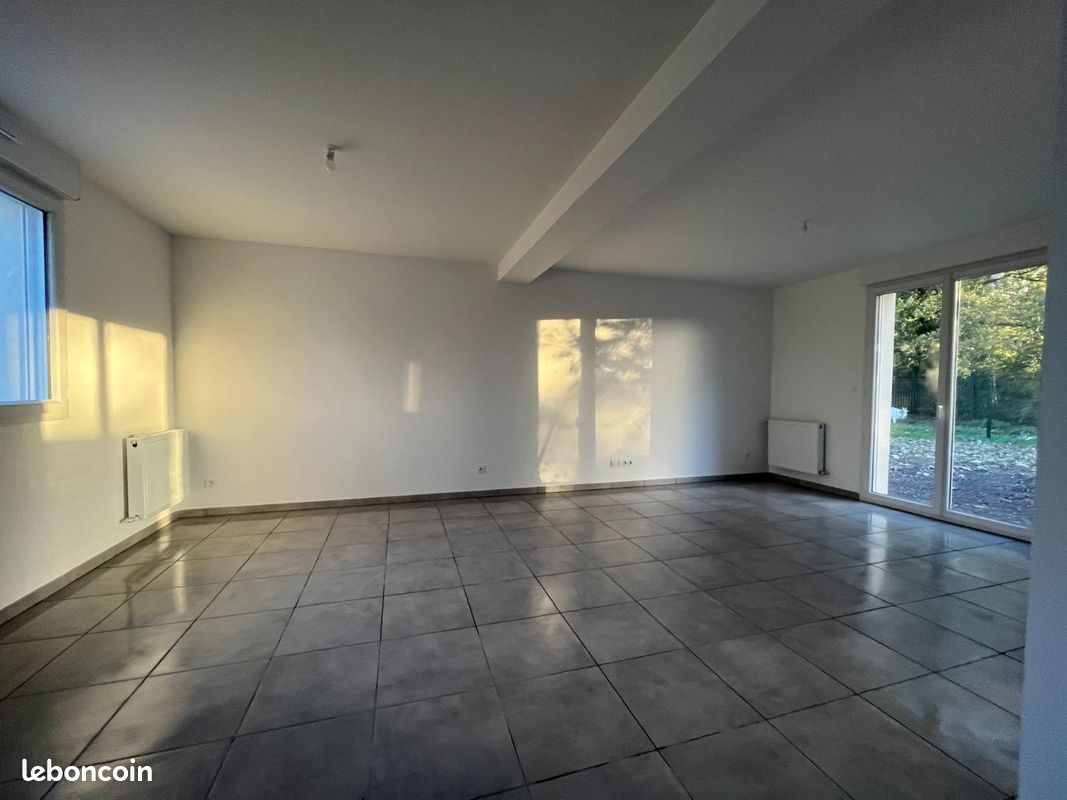 Maison 4 pièces 94 m² · à Saint-André-de-l'Eure · 94 m² · 928 €/mois