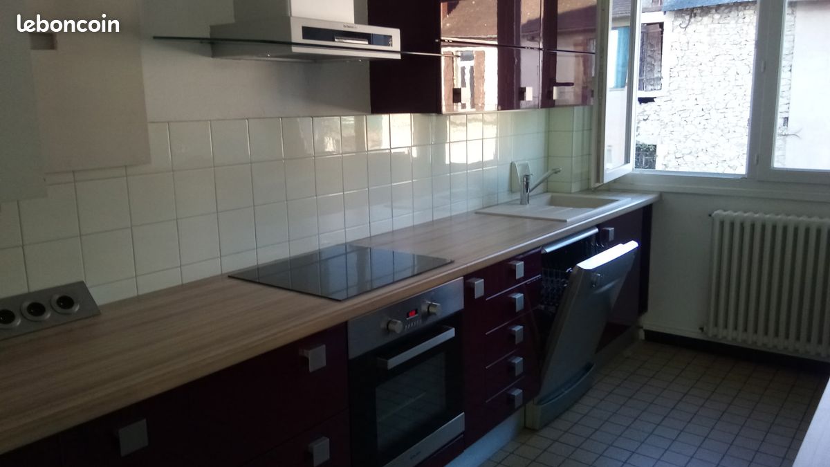 Appartement 3 pièces 78 m² · à Villefranche-de-Rouergue · 78 m² · 620 €/mois