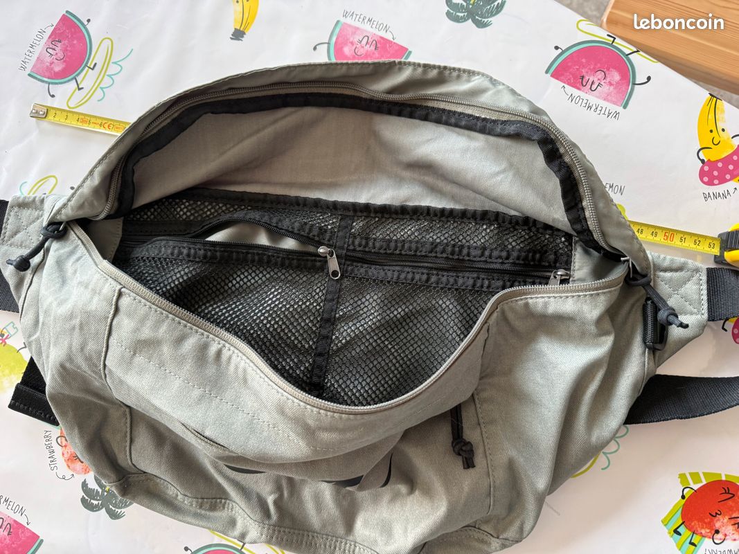 Sac banane NIKE TECH vert amande (image 2)
