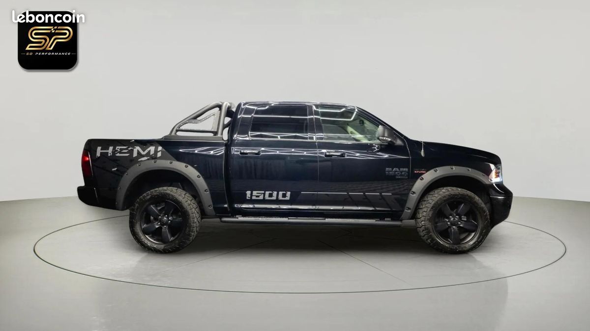 Dodge RAM 5.7 V8 HEMI 4x4 * Pack Offroad Nuit * LED * AHK * R20 (image 7)