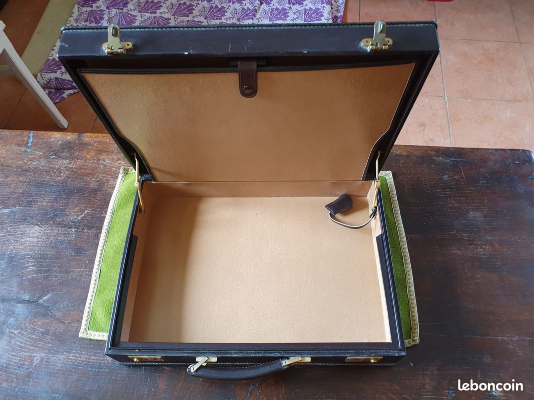 Attache-case (image 6)