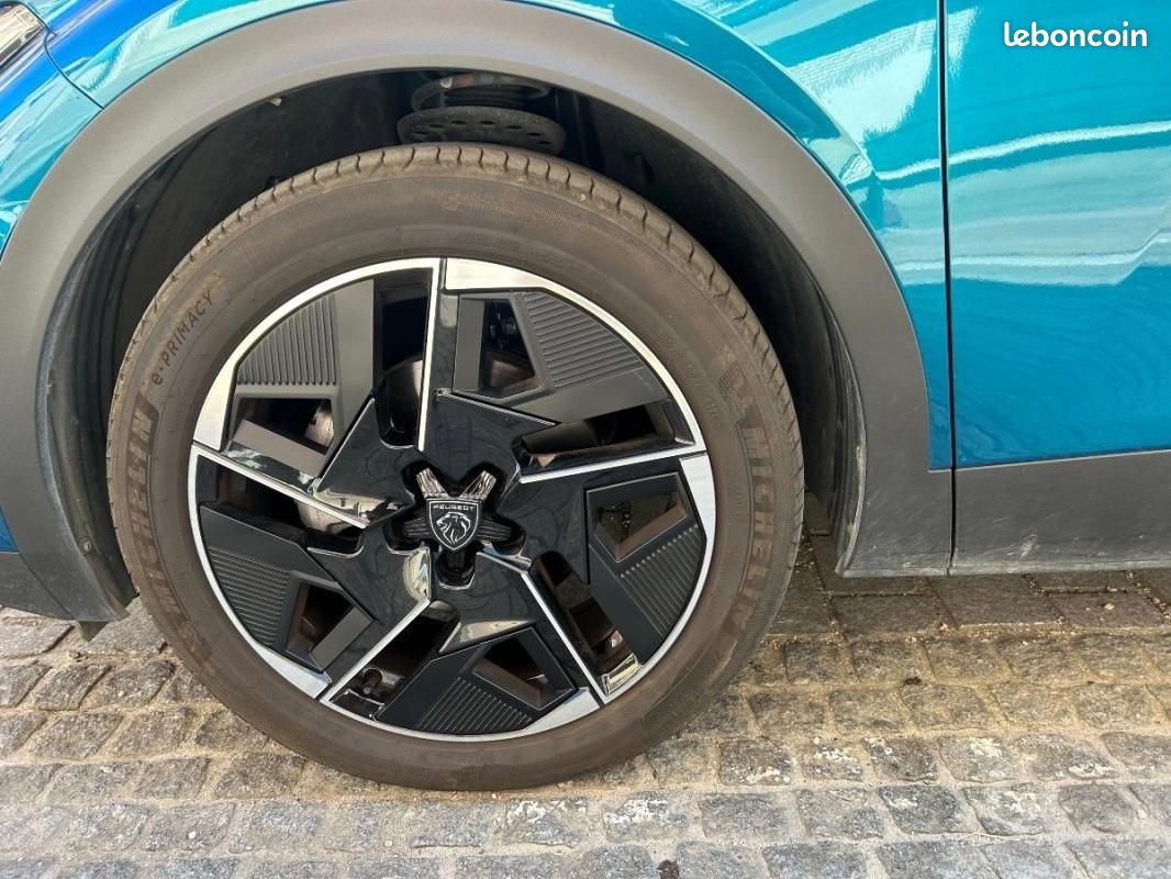 Peugeot 408 1.2 PURETECH 130 GT EAT BVA START-STOP (image 44)