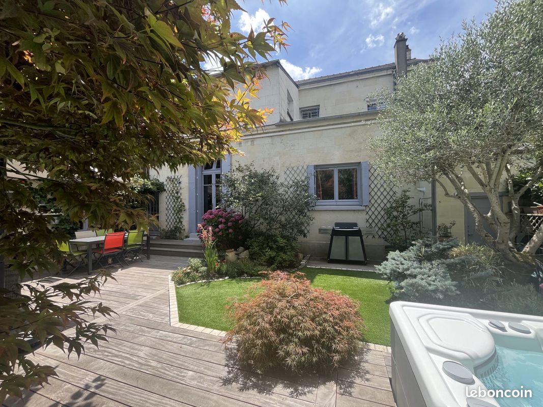Maison 5 pièces 146 m² · à Saumur · 146 m² · 399 000 €