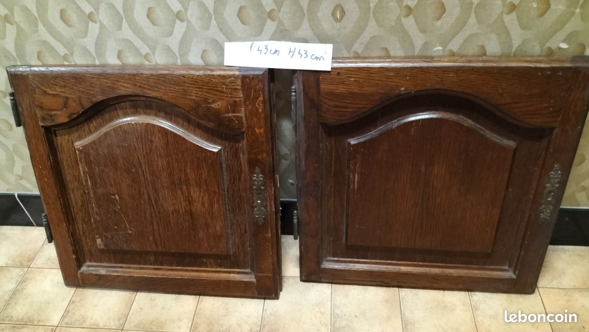 2 portes de placards cuisine en bois (chêne massif) (image 1)