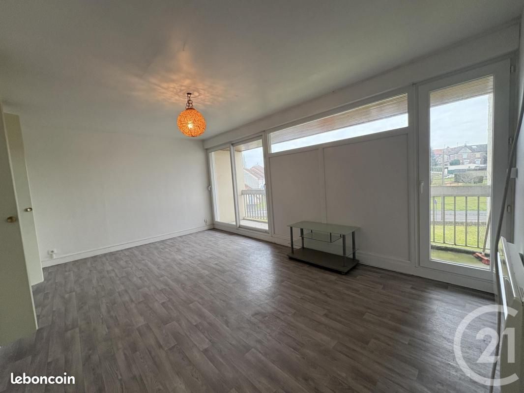 Appartement 4 pièces 70 m² · à Saint-Quentin · 70 m² · 720 €/mois