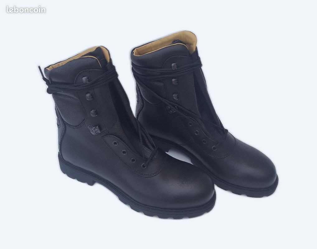 Chaussures commando neuves 44 LGDS (image 1)