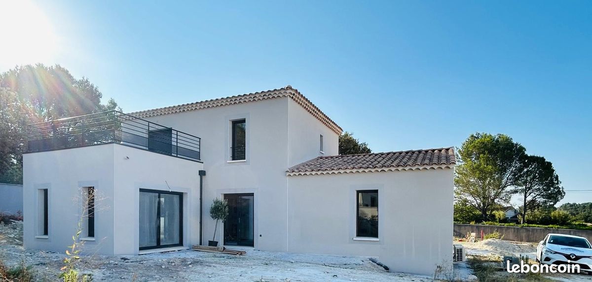 Terrain de 329m² à Tarascon · 114 000 €