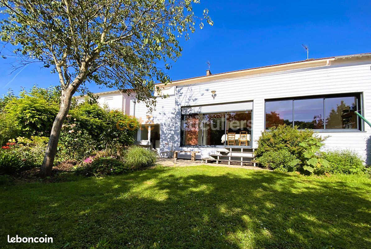 Maison 9 pièces 171 m² · à Poitiers · 171 m² · 288 800 €