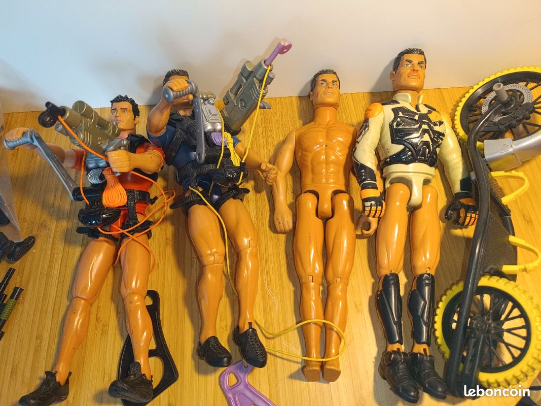 4 Figurines action man 2001 (image 1)