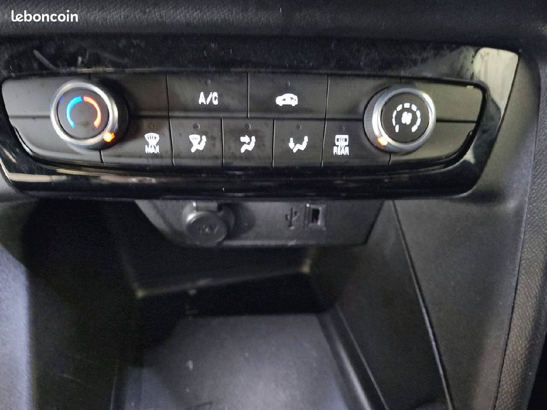 OPEL Corsa 1.2 Turbo 100 ch BVM6 Elegance Business (image 23)