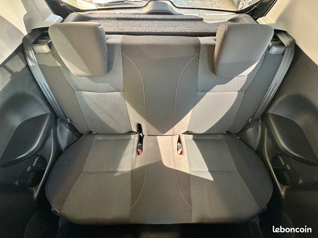 SUZUKI SWIFT III 1.6 VVT 136 SPORT 3P-10/2014-Bluetooth-Sièges Baquets/Chauffants-Régulateur-Alarme-Radars-Révisée-Parfait Etat-Historique Complet SUZUKI (image 9)