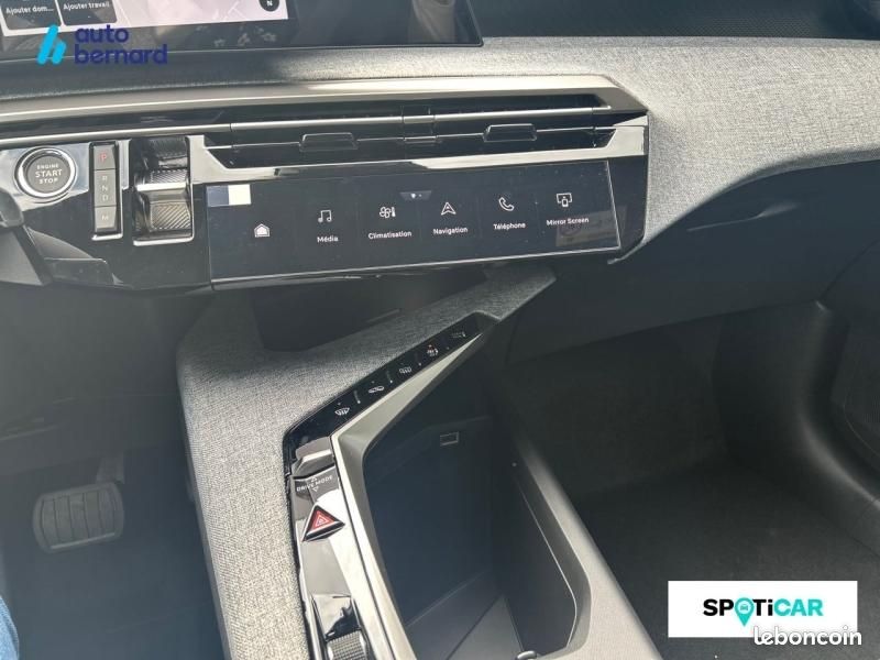 Peugeot 3008 1.2 Hybrid 145ch Allure e-DCS6 (image 17)